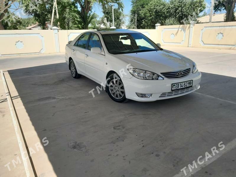 Toyota Camry 2005 - 210 000 TMT - Байрамали - img 4