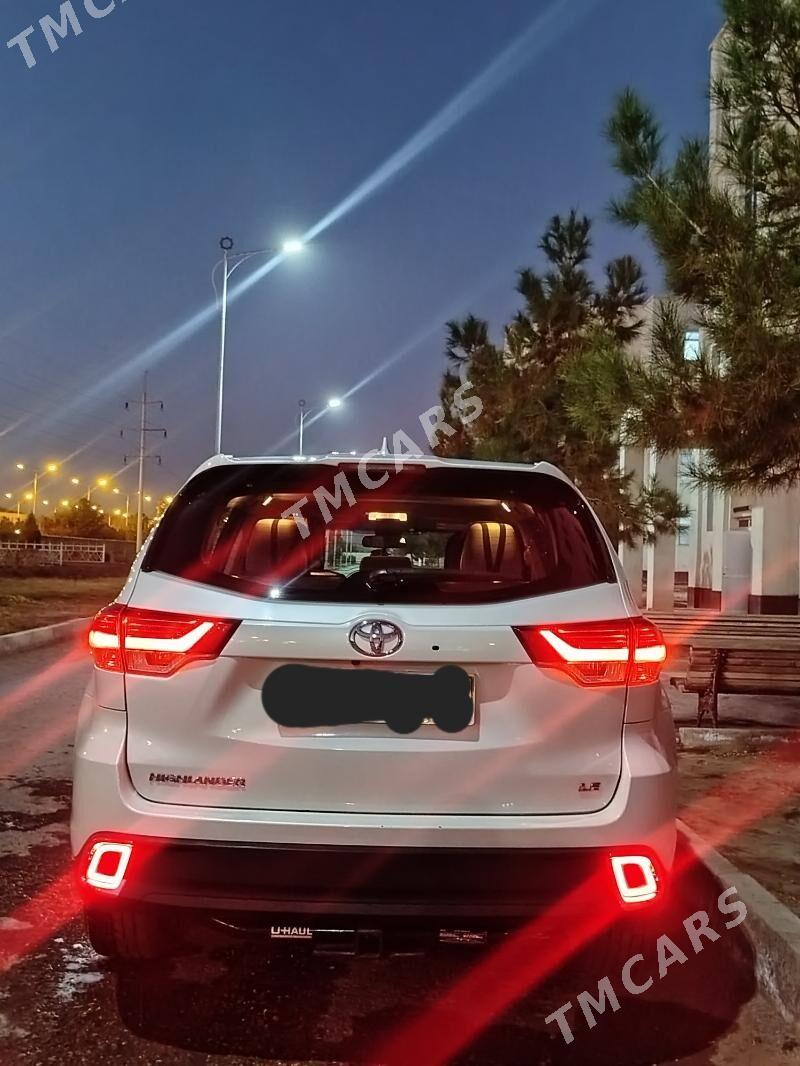 Toyota Highlander 2019 - 425 000 TMT - Туркменабат - img 5