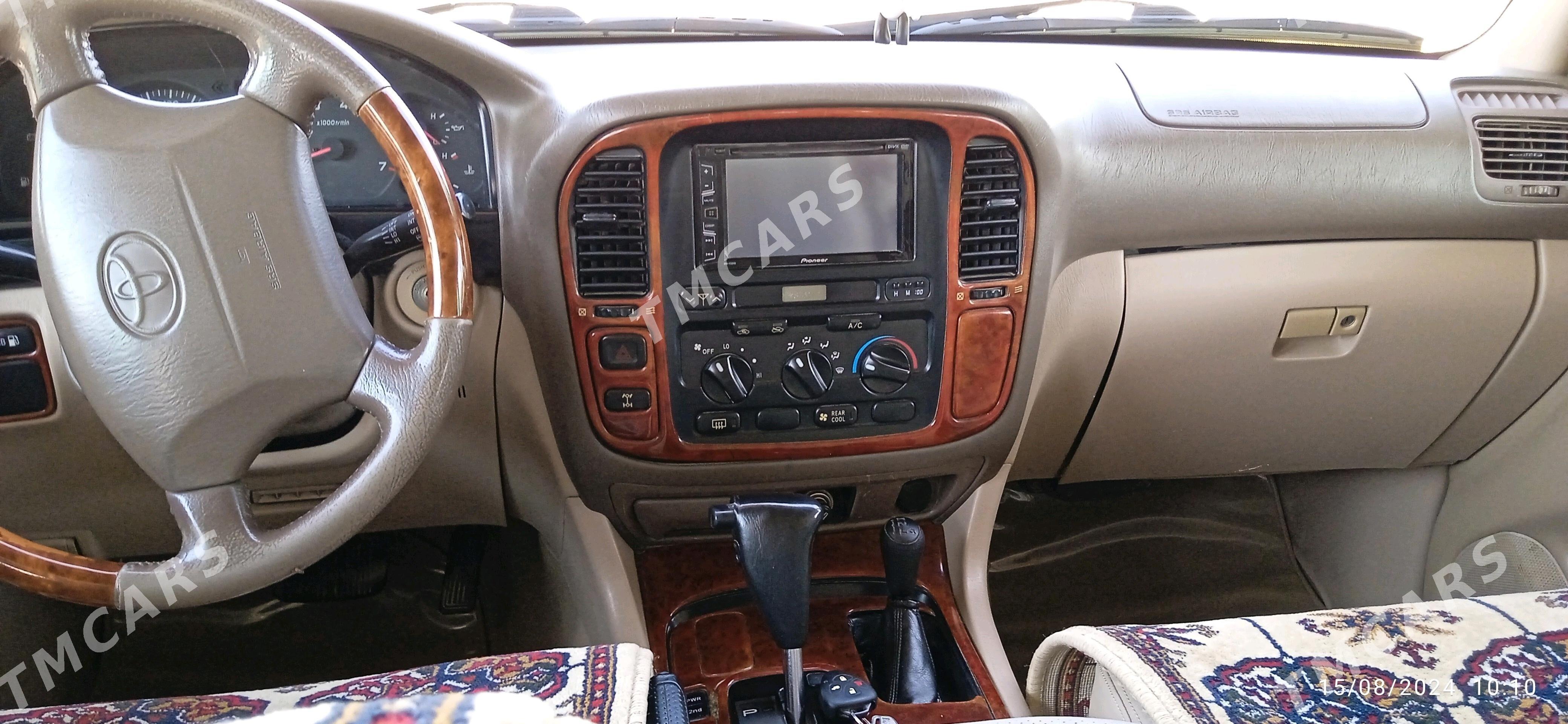 Toyota Land Cruiser 2000 - 240 000 TMT - Halaç - img 6