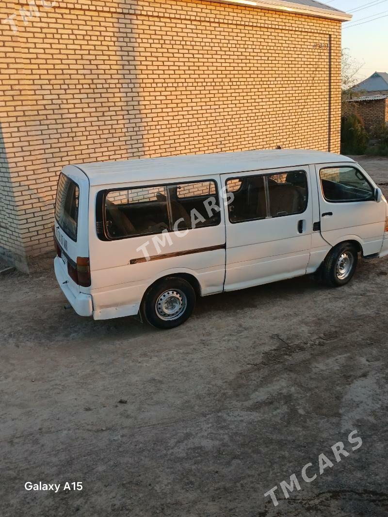 Toyota Hiace 1998 - 55 000 TMT - Туркменгала - img 2