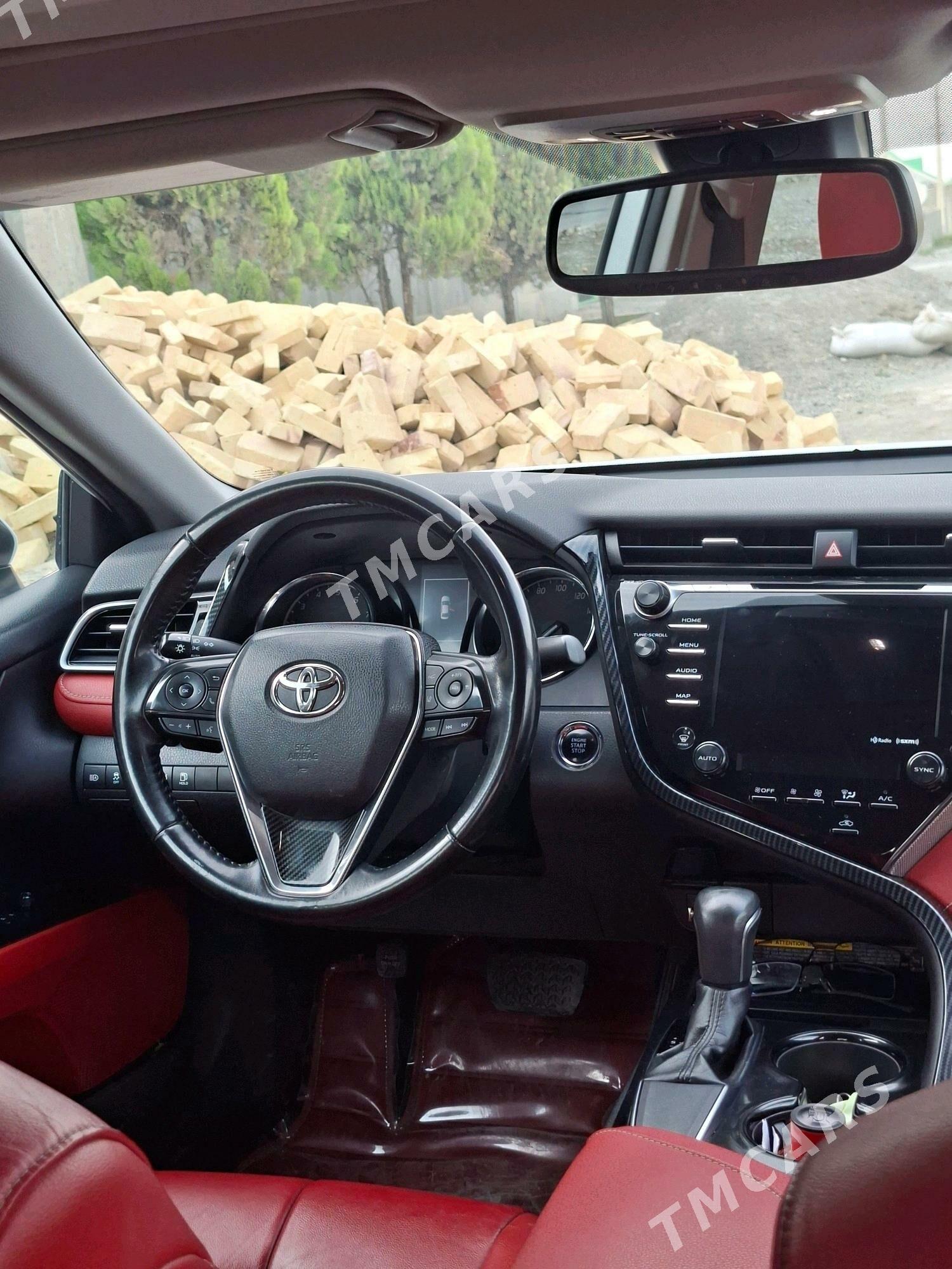 Toyota Camry 2019 - 320 000 TMT - Гёкдепе - img 4