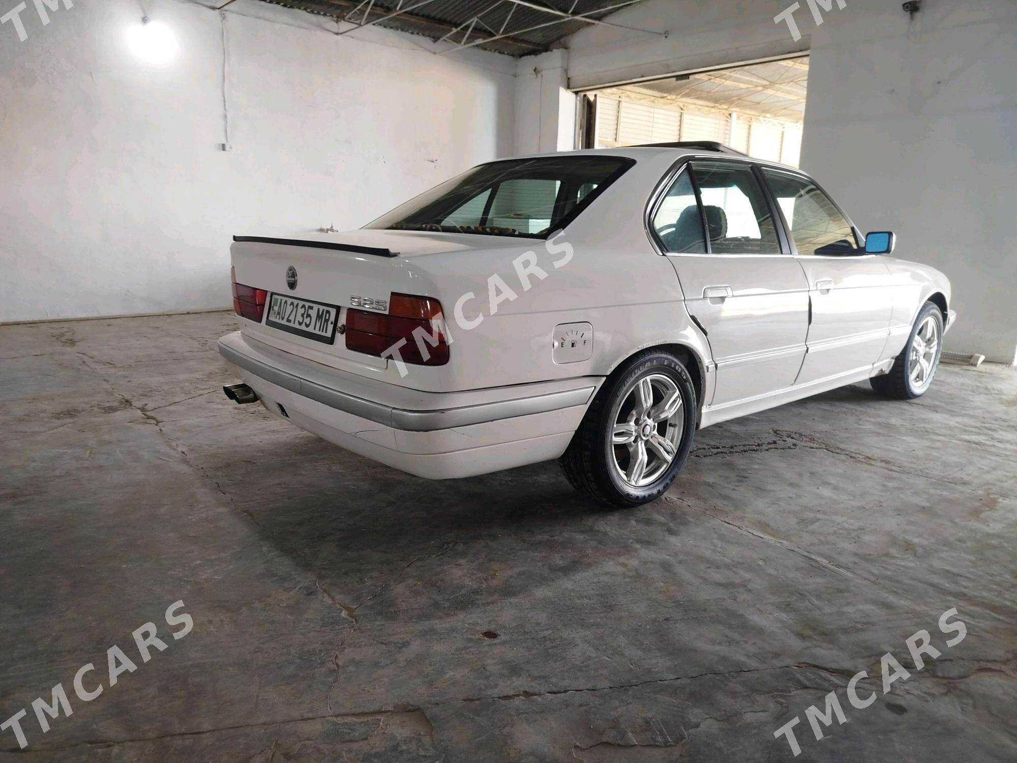 BMW 520 1992 - 44 000 TMT - Baýramaly - img 3