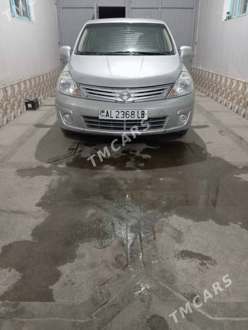 Nissan Versa 2012 - 100 000 TMT - Farap - img 5