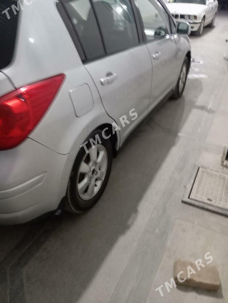 Nissan Versa 2012 - 100 000 TMT - Farap - img 3
