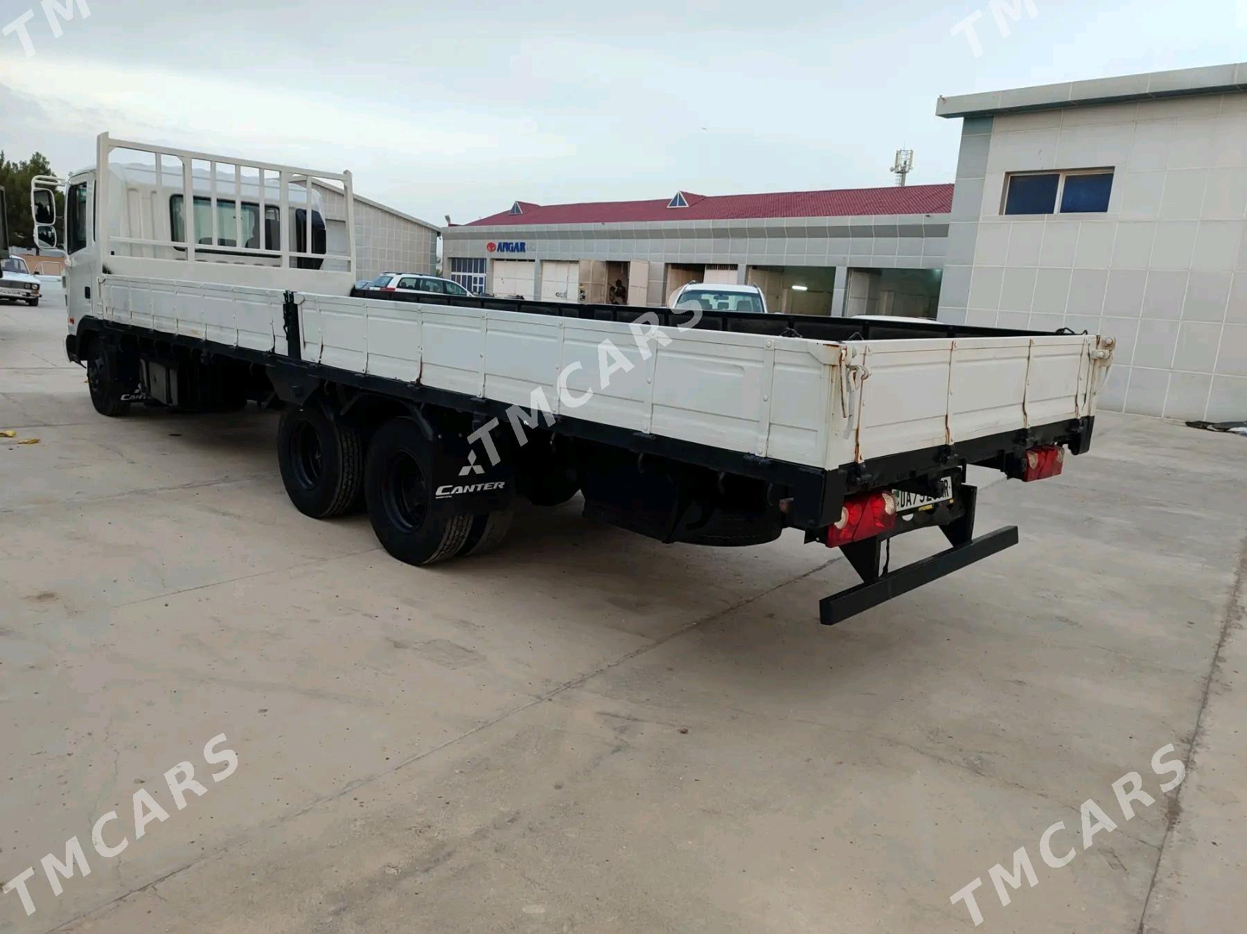 Mitsubishi Canter 2010 - 450 000 TMT - Mary - img 4
