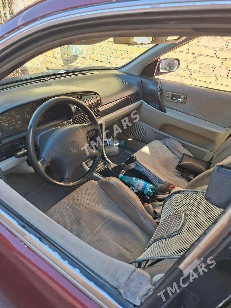 Nissan Altima 1993 - 30 000 TMT - Мары - img 2
