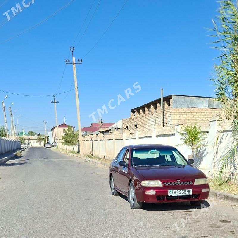 Nissan Altima 1993 - 30 000 TMT - Мары - img 3