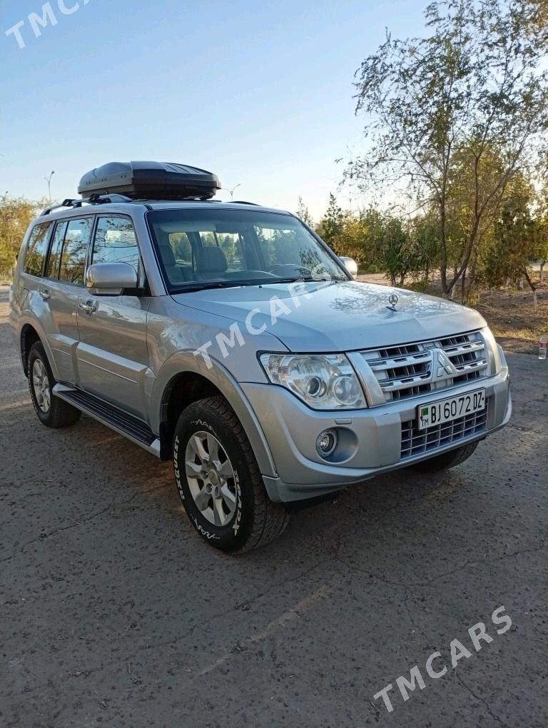 Mitsubishi Pajero 2013 - 260 000 TMT - Дашогуз - img 2