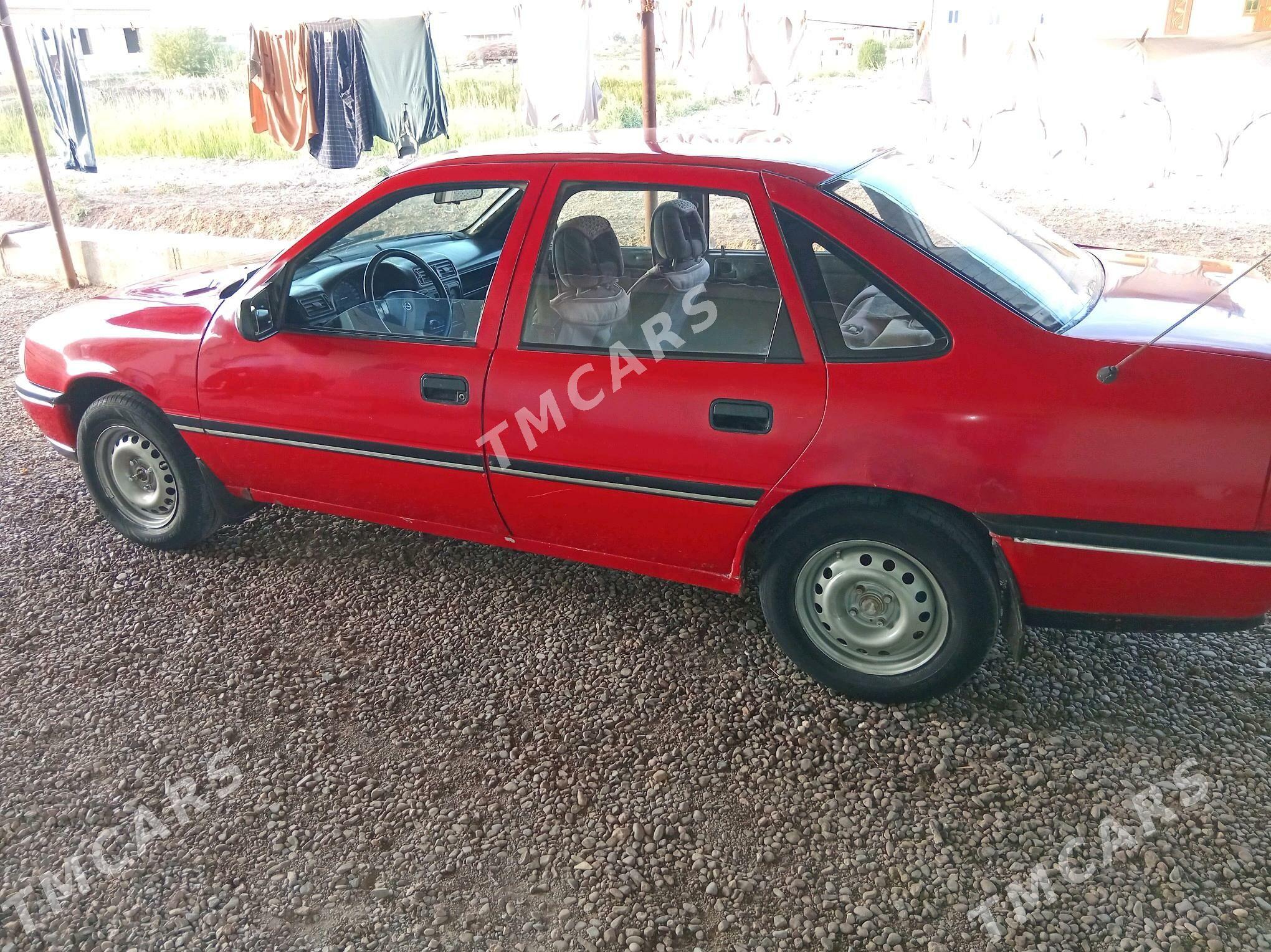 Opel Vectra 1989 - 20 000 TMT - Murgap - img 3