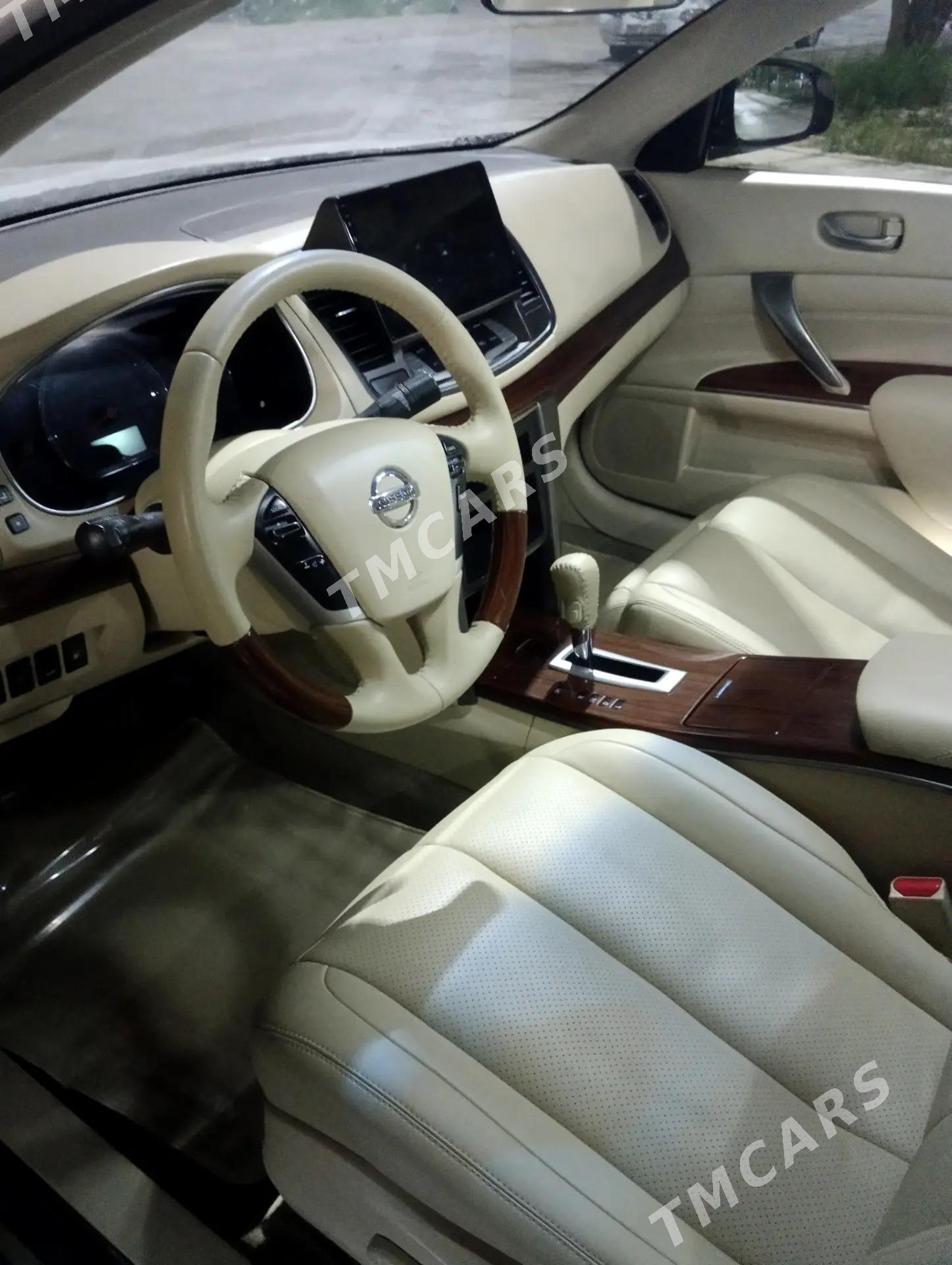 Nissan Teana 2010 - 195 000 TMT - Дашогуз - img 4