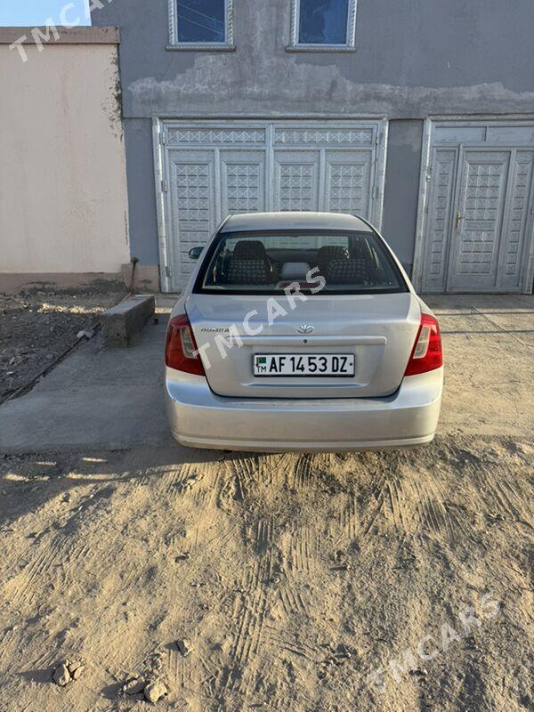 Daewoo Nubira 2002 - 58 000 TMT - Гурбансолтан Едже - img 5