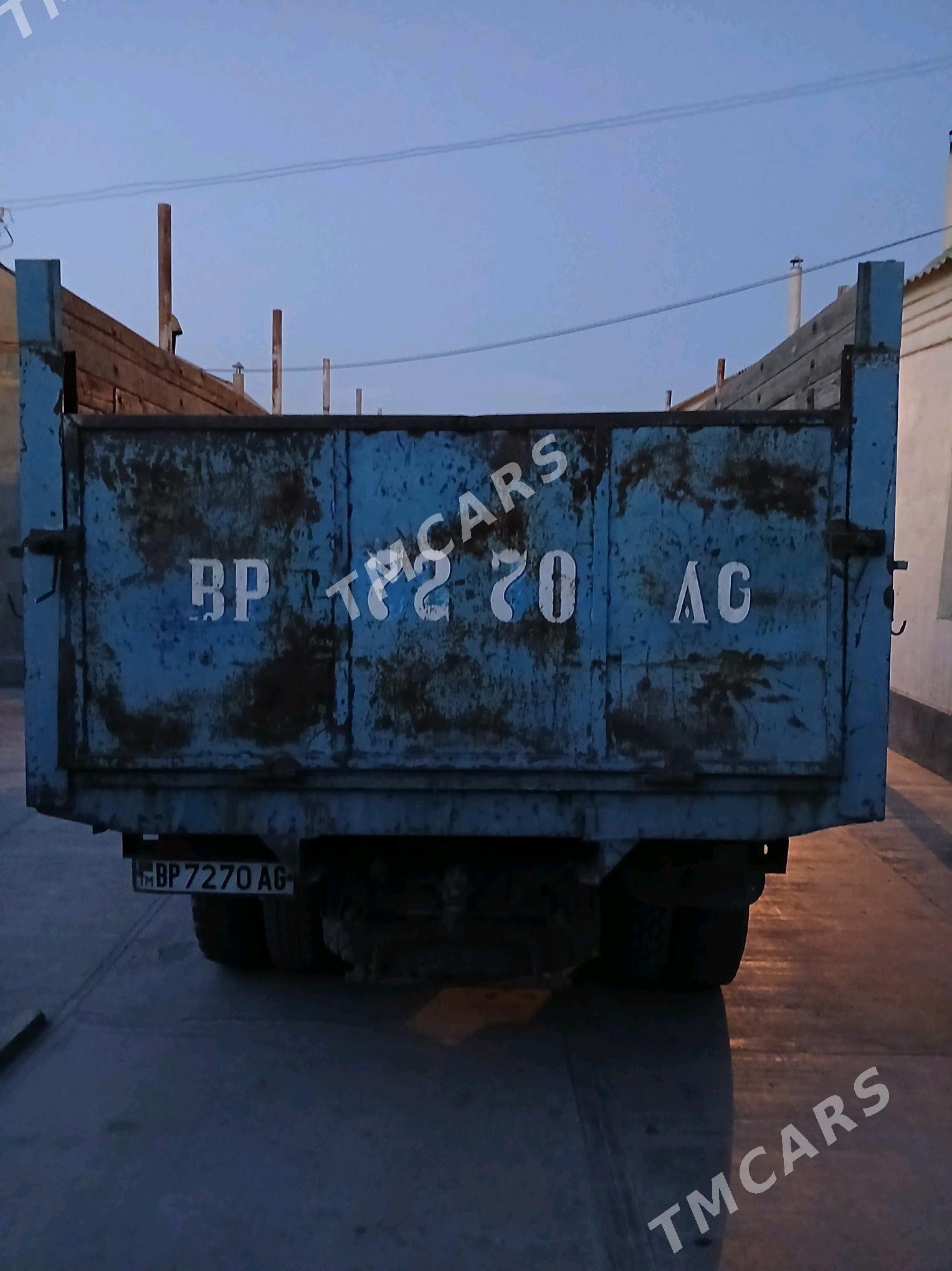 Zil 130 1993 - 70 000 TMT - Багир - img 2