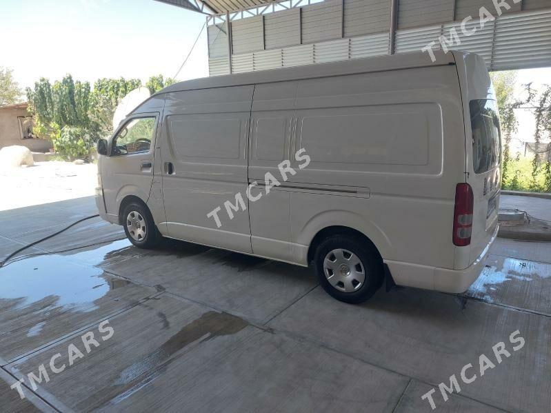 Toyota Hiace 2006 - 300 000 TMT - Гёкдепе - img 2