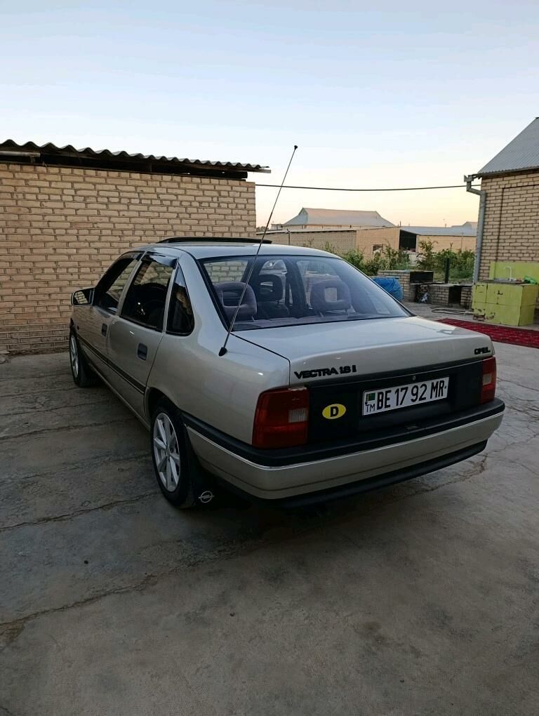 Opel Vectra 1991 - 45 000 TMT - Mary - img 8