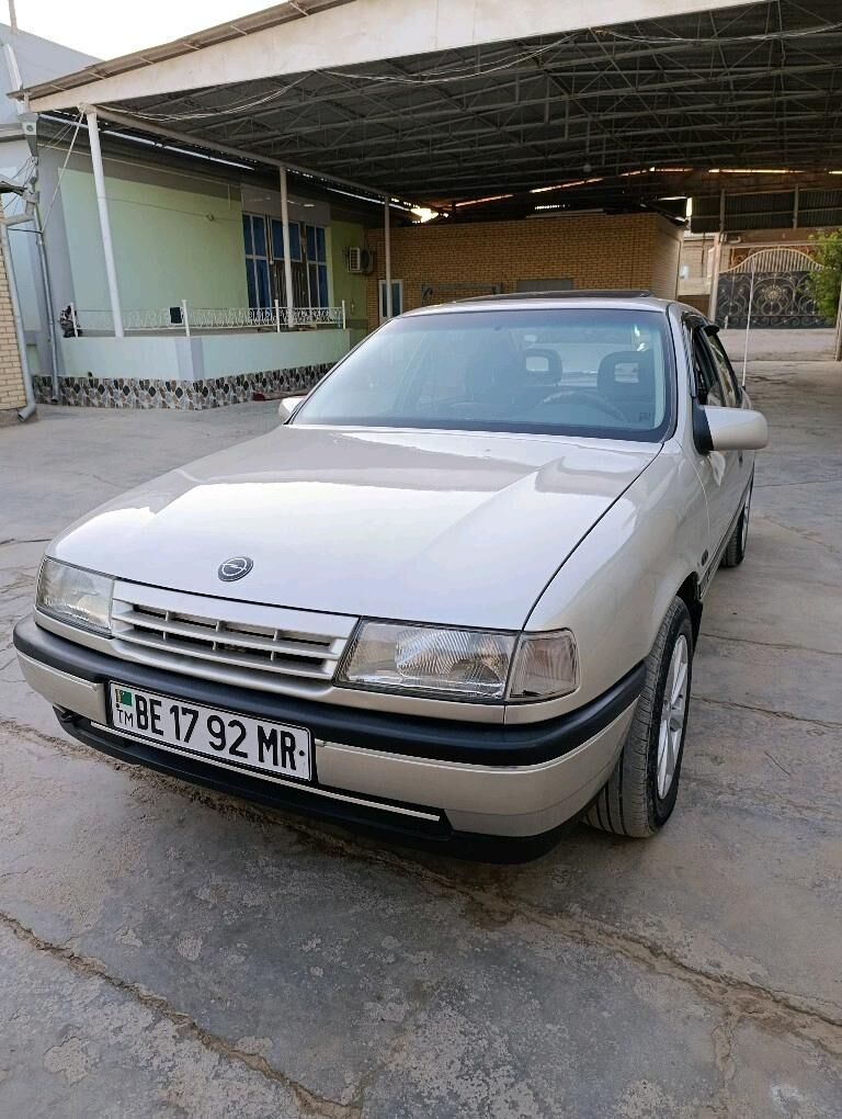 Opel Vectra 1991 - 45 000 TMT - Mary - img 10