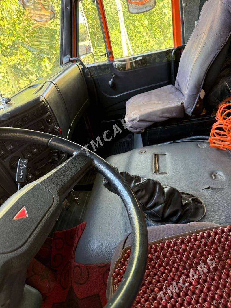 Kamaz Euro 3 2011 - 300 200 TMT - Дашогуз - img 8