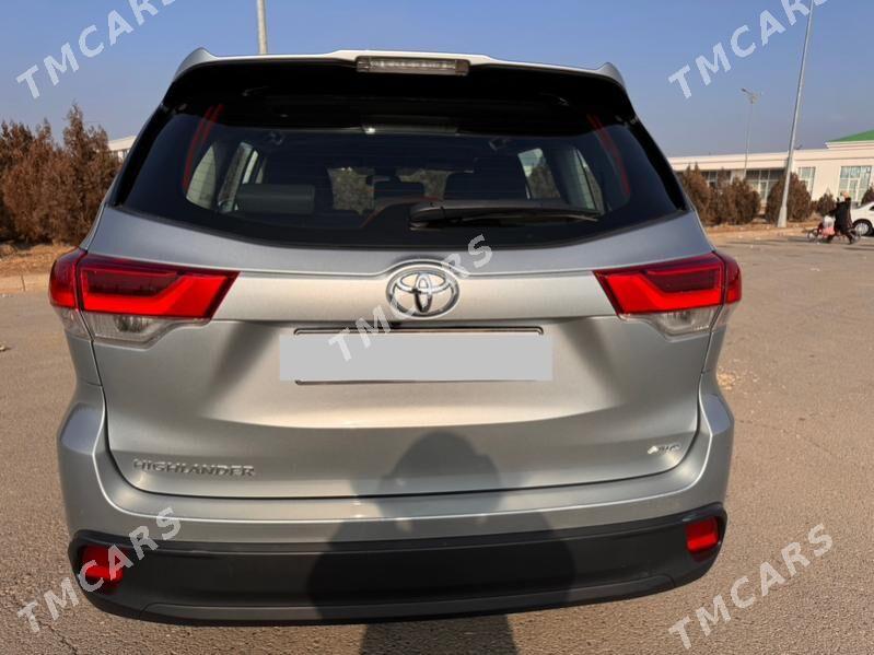 Toyota Highlander 2019 - 430 000 TMT - Дашогуз - img 4