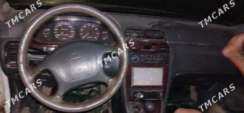 Nissan Maxima 1995 - 30 000 TMT - Карабогаз - img 3