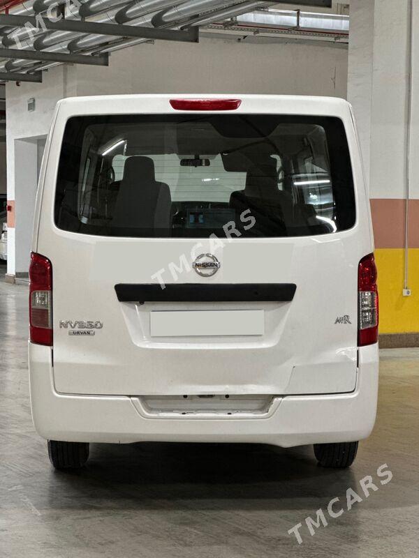 Nissan Urvan 2021 - 365 000 TMT - Ашхабад - img 2