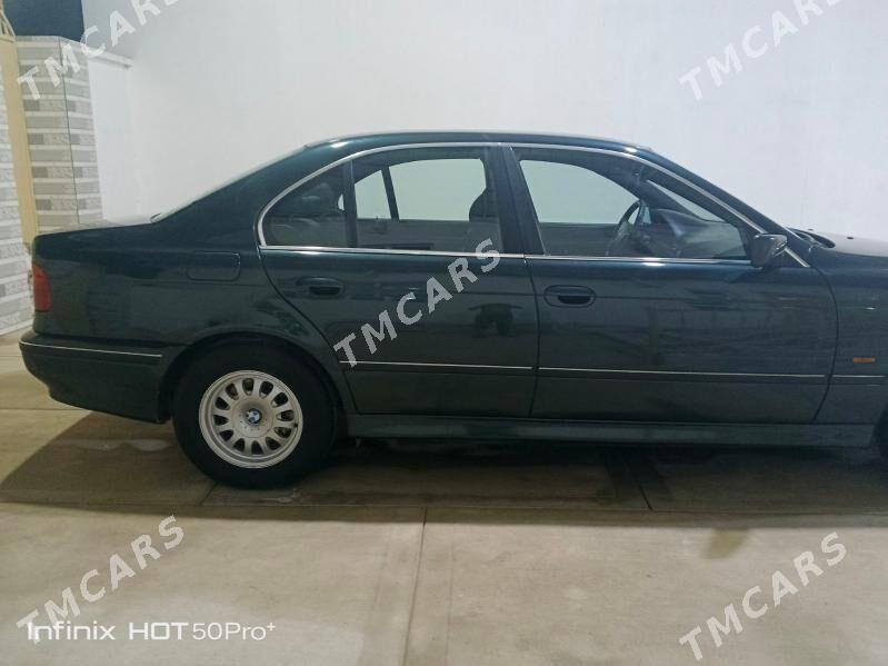 BMW 525 2000 - 90 000 TMT - Jebel - img 3