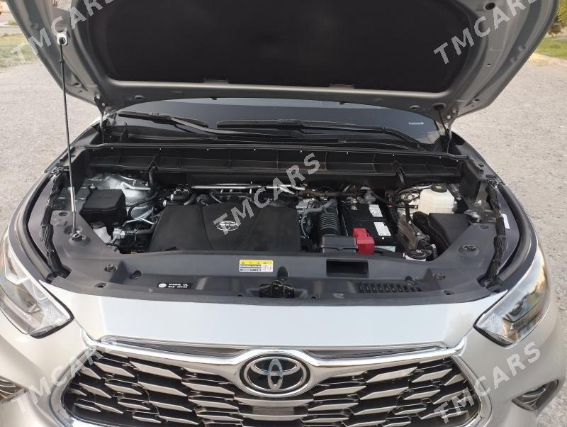 Toyota Highlander 2022 - 560 000 TMT - Туркменабат - img 4