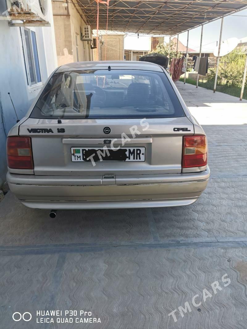 Opel Vectra 1992 - 25 000 TMT - Mary - img 4
