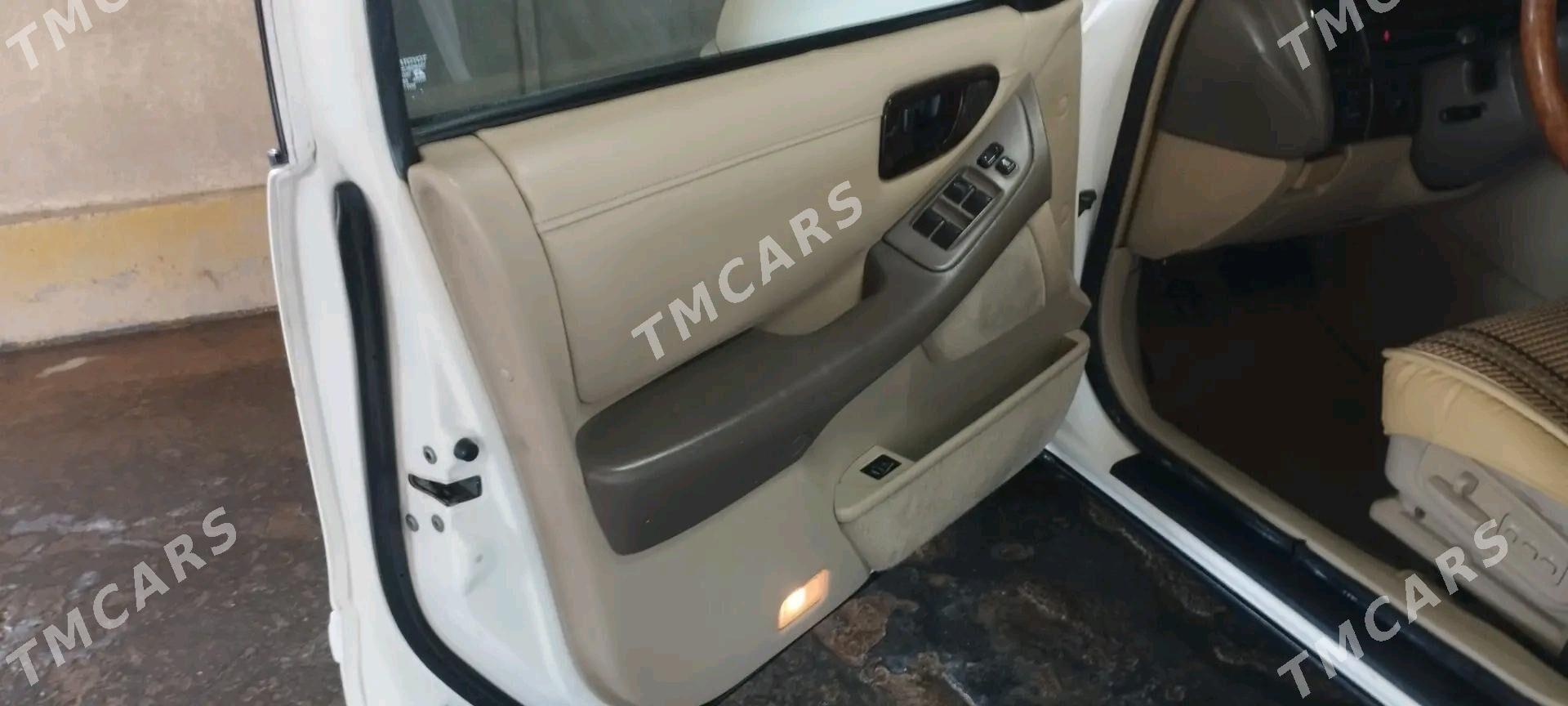 Toyota Avalon 1999 - 150 000 TMT - етр. Туркменбаши - img 6