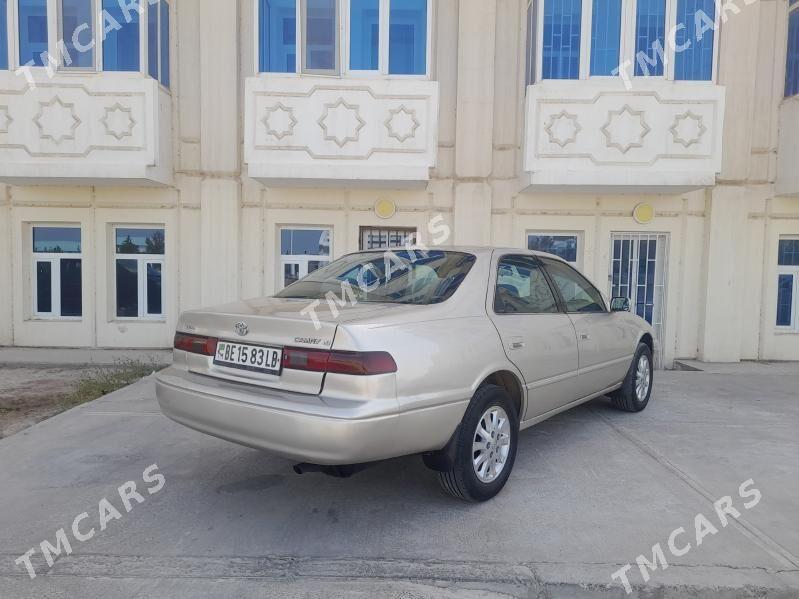 Toyota Camry 1999 - 125 000 TMT - Туркменабат - img 7