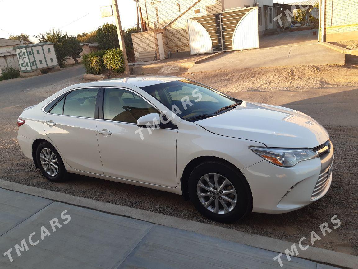 Toyota Camry 2016 - 245 000 TMT - Мары - img 3