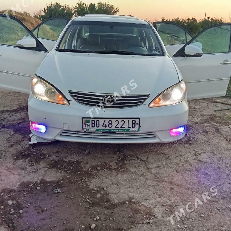 Toyota Camry 2002 - 125 000 TMT - Saýat - img 2