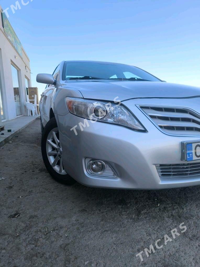 Toyota Camry 2011 - 195 000 TMT - Дашогуз - img 1