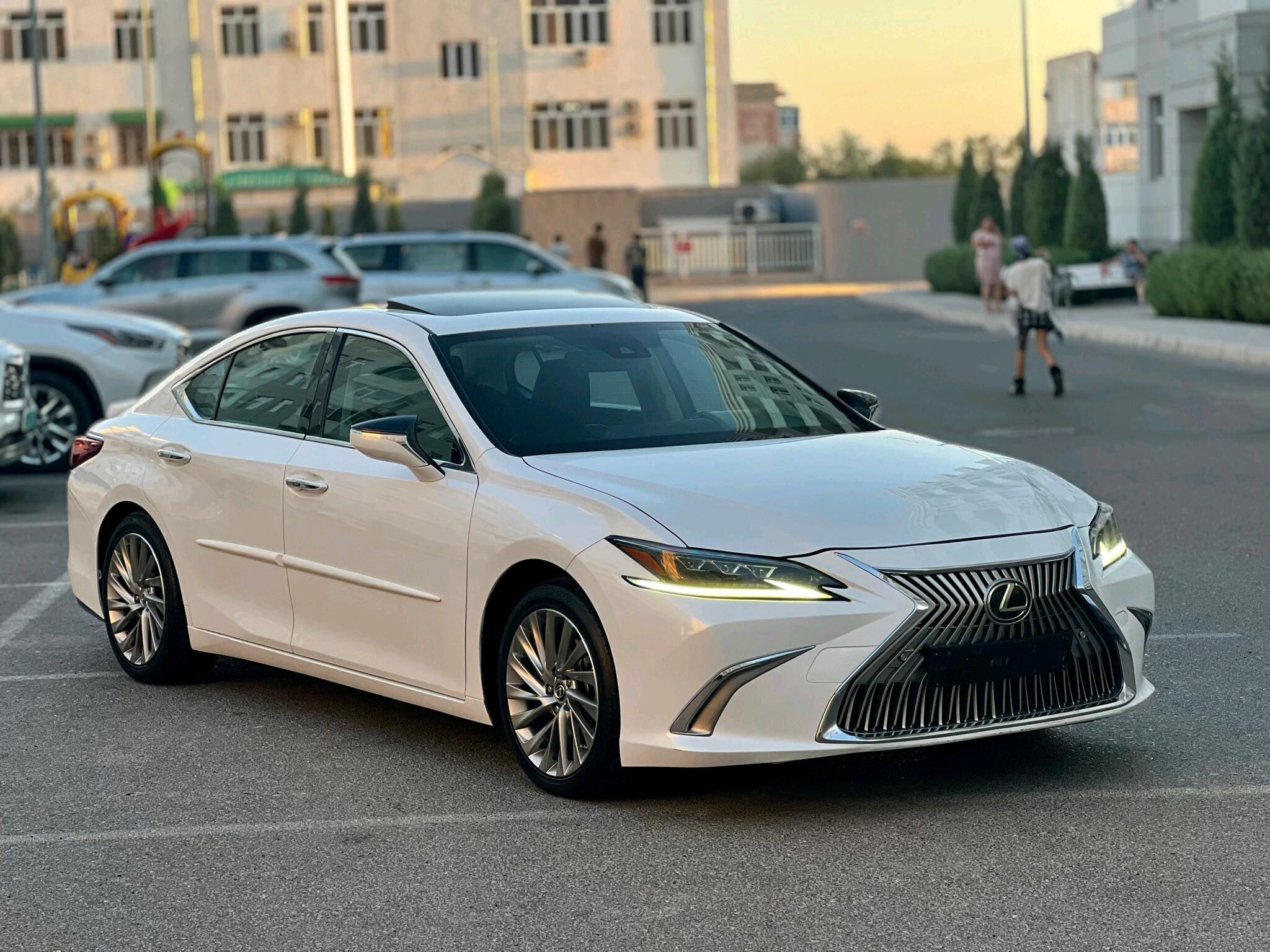 Lexus ES 350 2019 - 450 000 TMT - Mary - img 2
