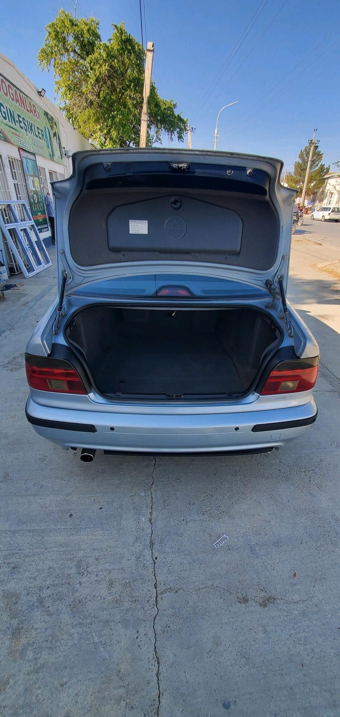 BMW 528 2000 - 125 000 TMT - Бахарден - img 6