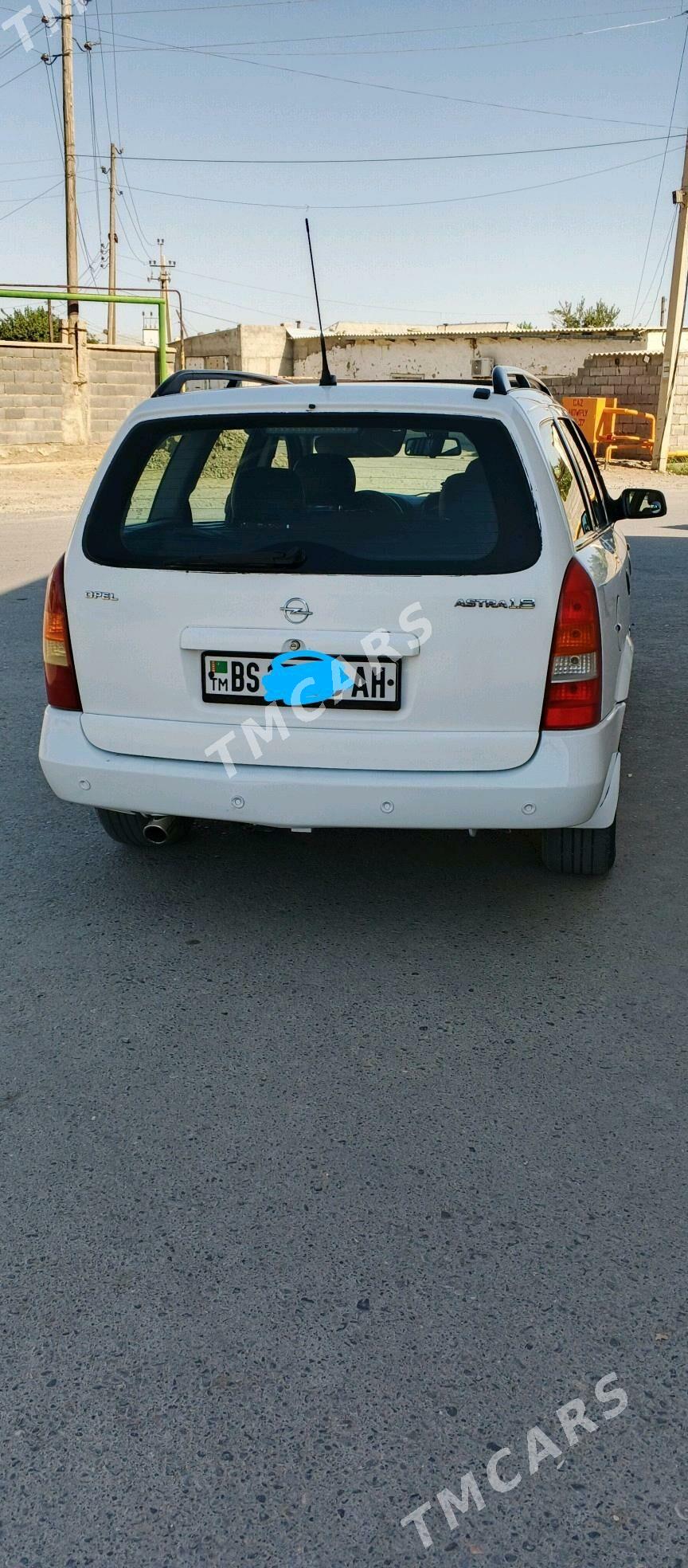 Opel Astra 2002 - 82 000 TMT - Бахарден - img 4