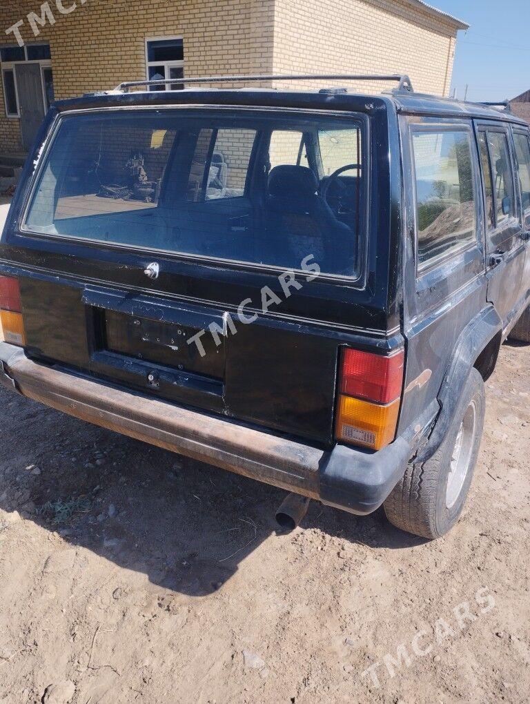 Jeep Cherokee 1992 - 18 000 TMT - Мары - img 3