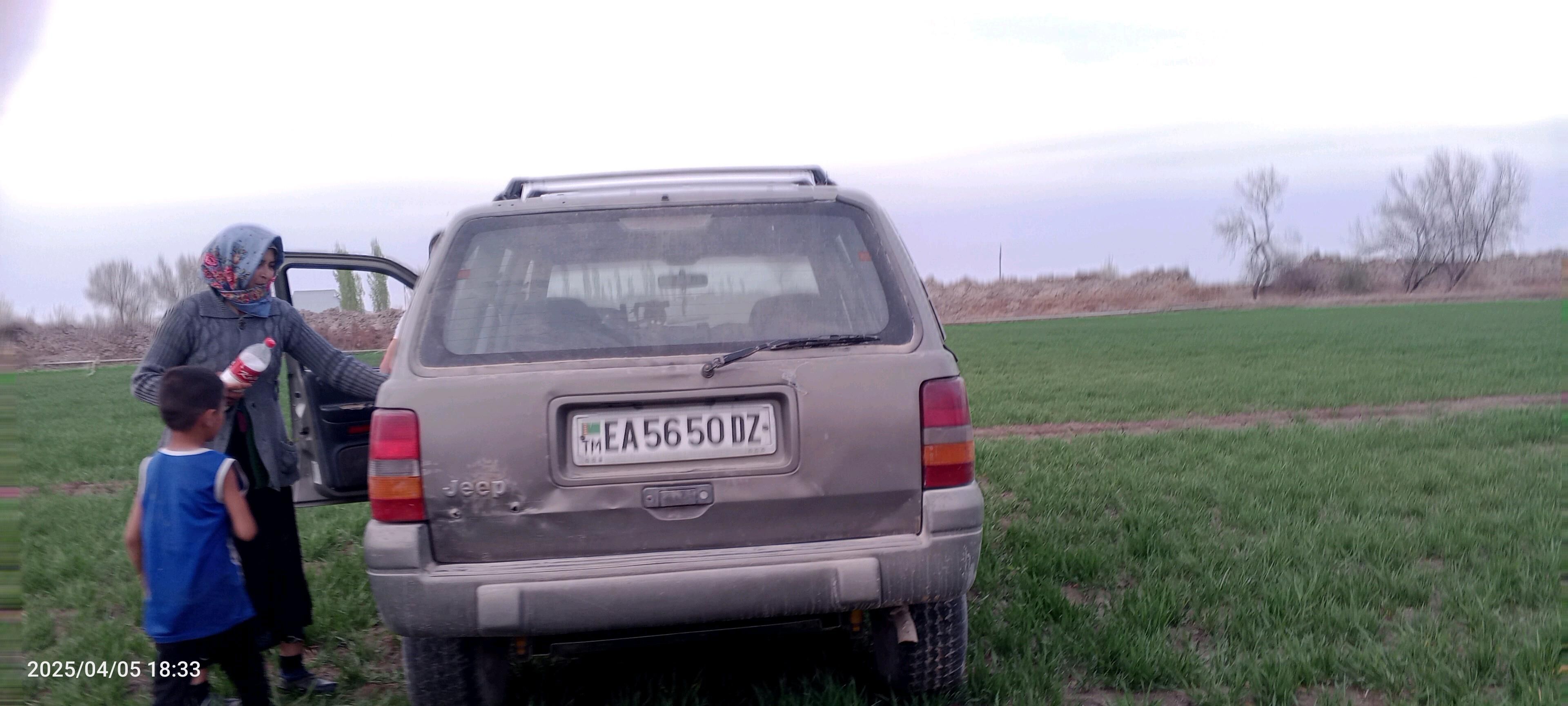 Jeep Grand Cherokee 1998 - 60 000 TMT - Köneürgenç - img 4