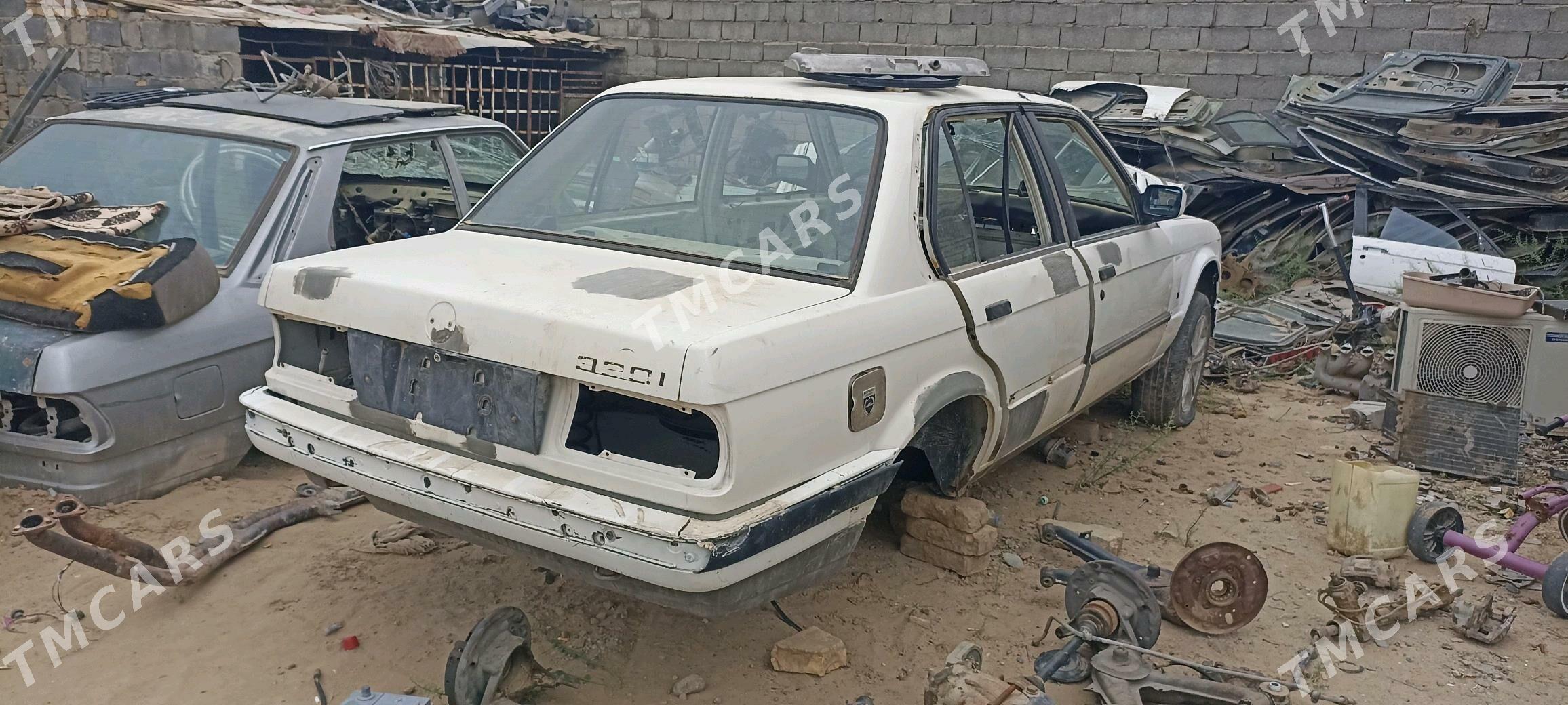 BMW 320 1990 - 12 000 TMT - Анев - img 3