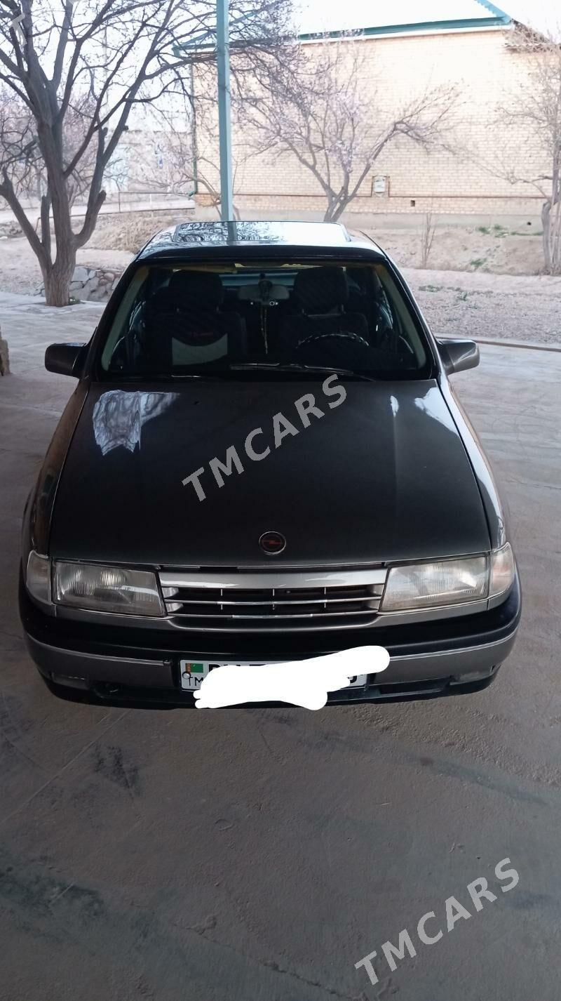 Opel Vectra 1989 - 30 000 TMT - Garabekewül - img 2
