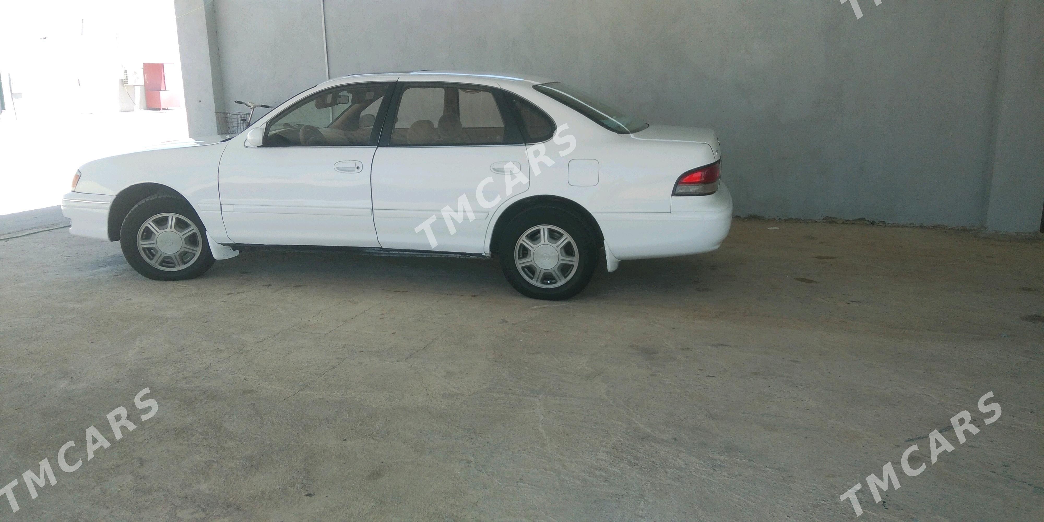 Toyota Avalon 1995 - 120 000 TMT - Теджен - img 2