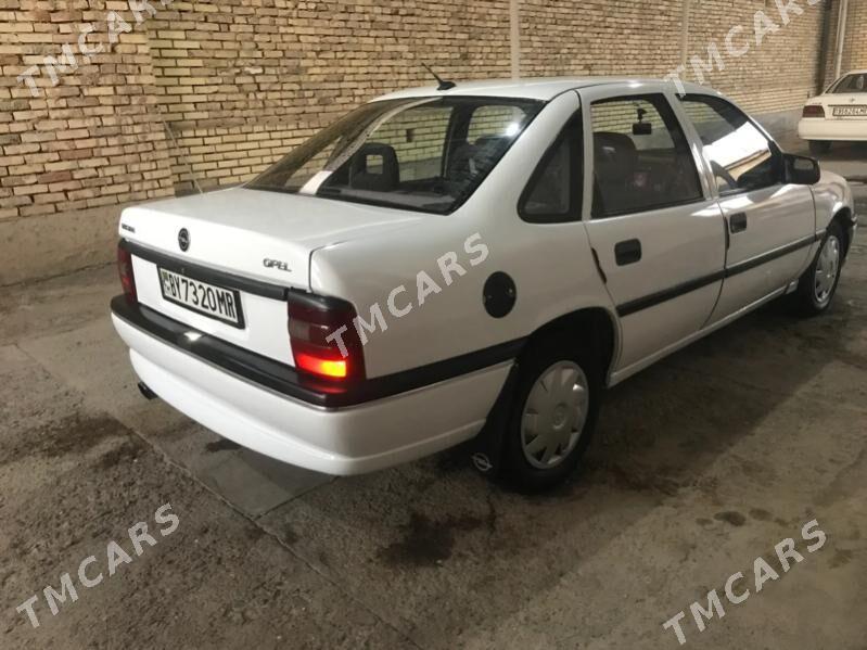 Opel Vectra 1993 - 33 000 TMT - Мары - img 4
