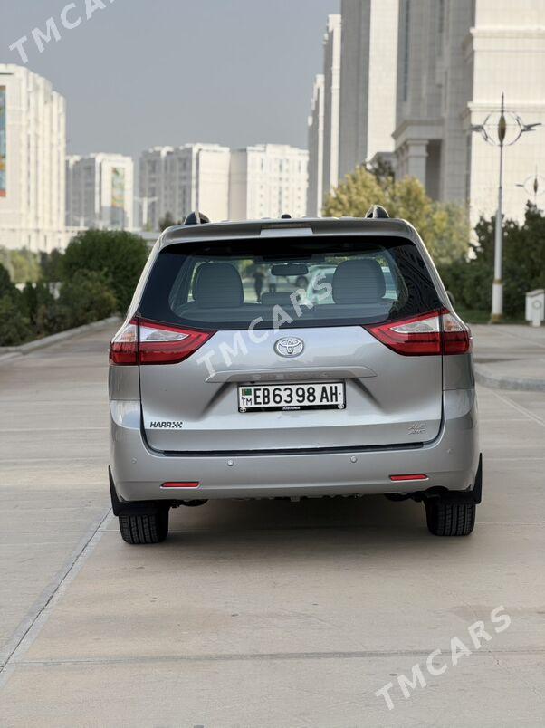 Toyota Sienna 2017 - 370 000 TMT - Aşgabat - img 8