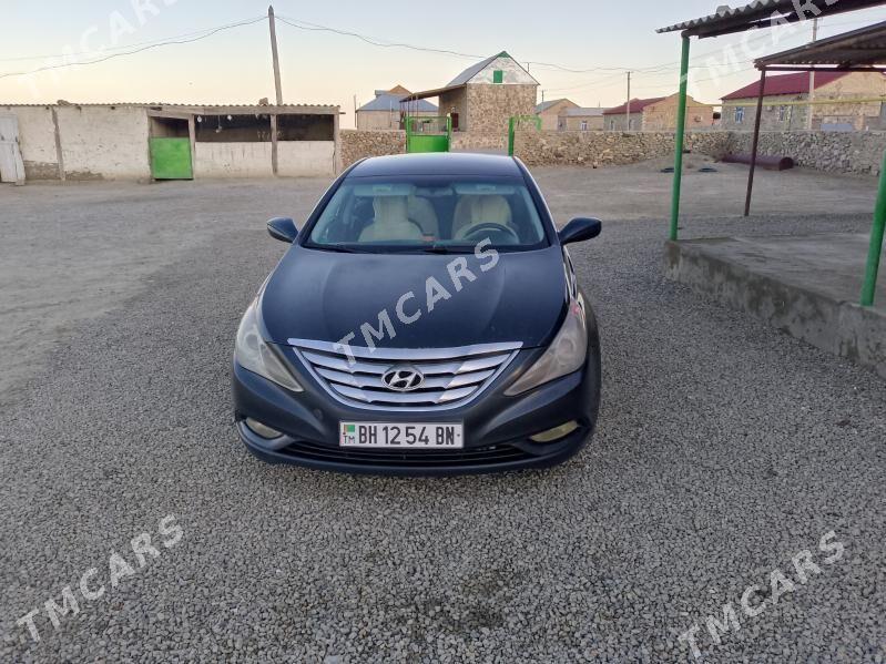 Hyundai Sonata 2012 - 130 000 TMT - Балканабат - img 3