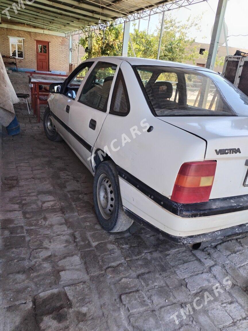 Opel Vectra 1988 - 30 000 TMT - Farap - img 4