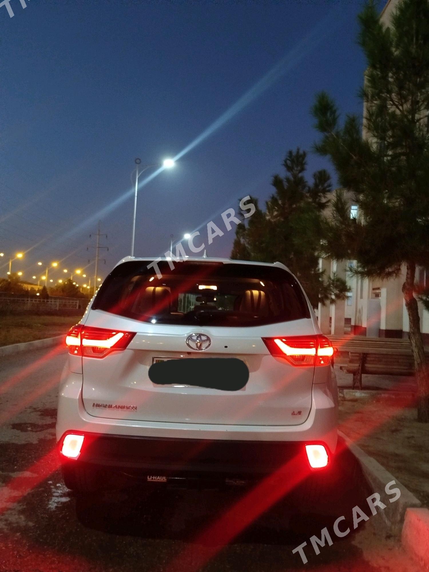 Toyota Highlander 2019 - 420 000 TMT - Туркменабат - img 5