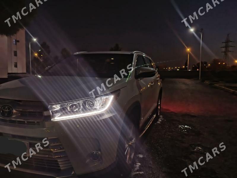 Toyota Highlander 2019 - 420 000 TMT - Туркменабат - img 10