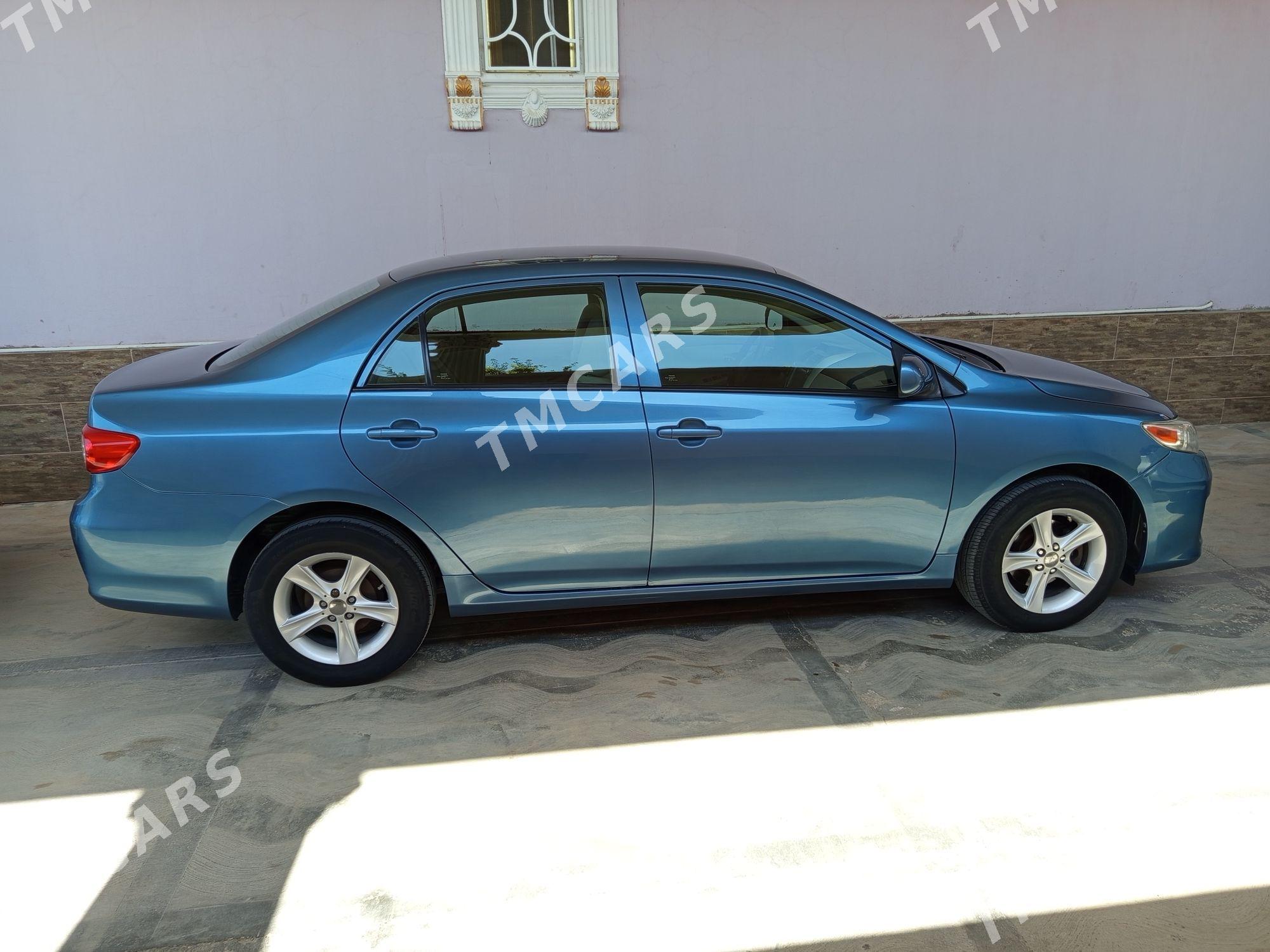 Toyota Corolla 2012 - 150 000 TMT - Балканабат - img 3