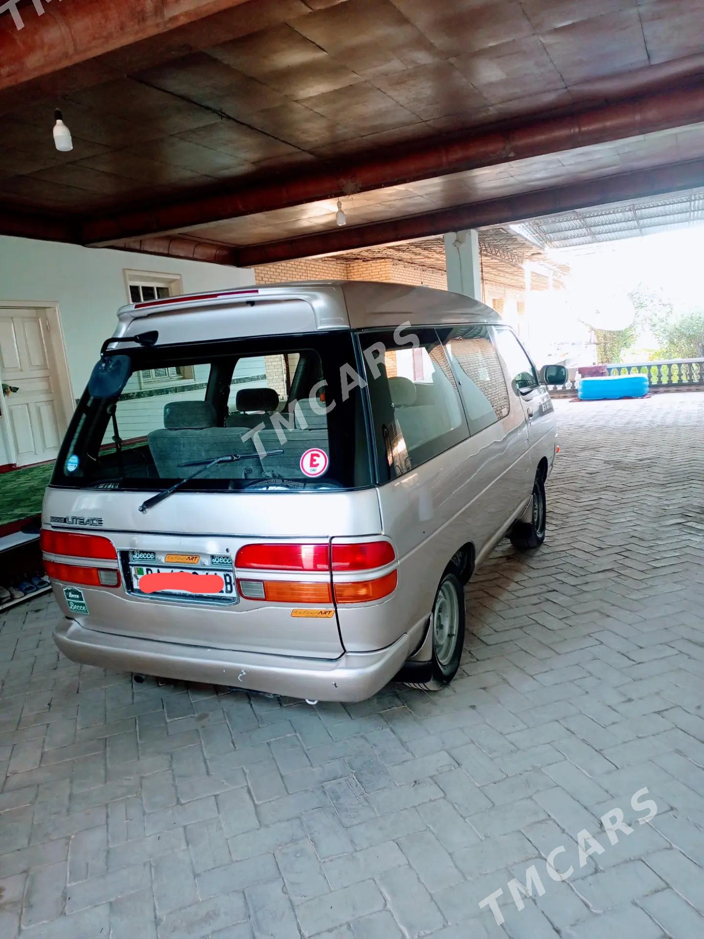 Toyota Town Ace 1993 - 70 000 TMT - Керки - img 5