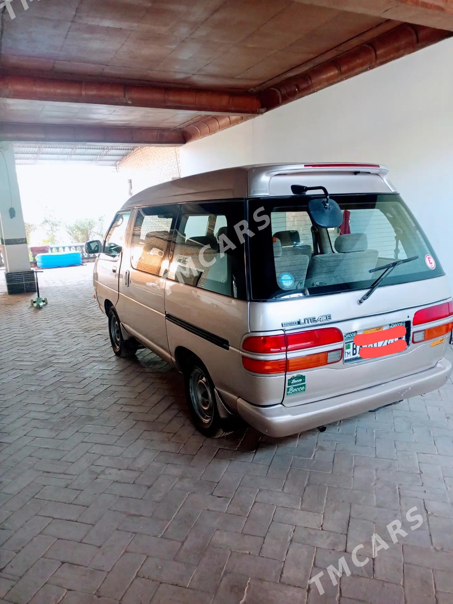Toyota Town Ace 1993 - 70 000 TMT - Керки - img 4