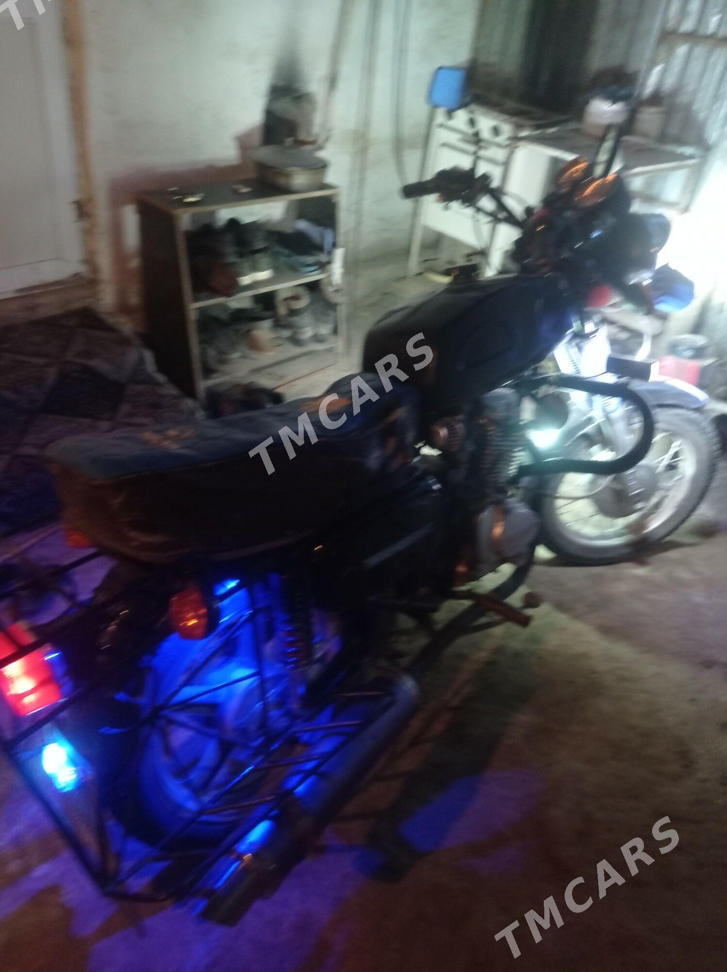 Jawa 300 2018 - 9 000 TMT - Саят - img 3