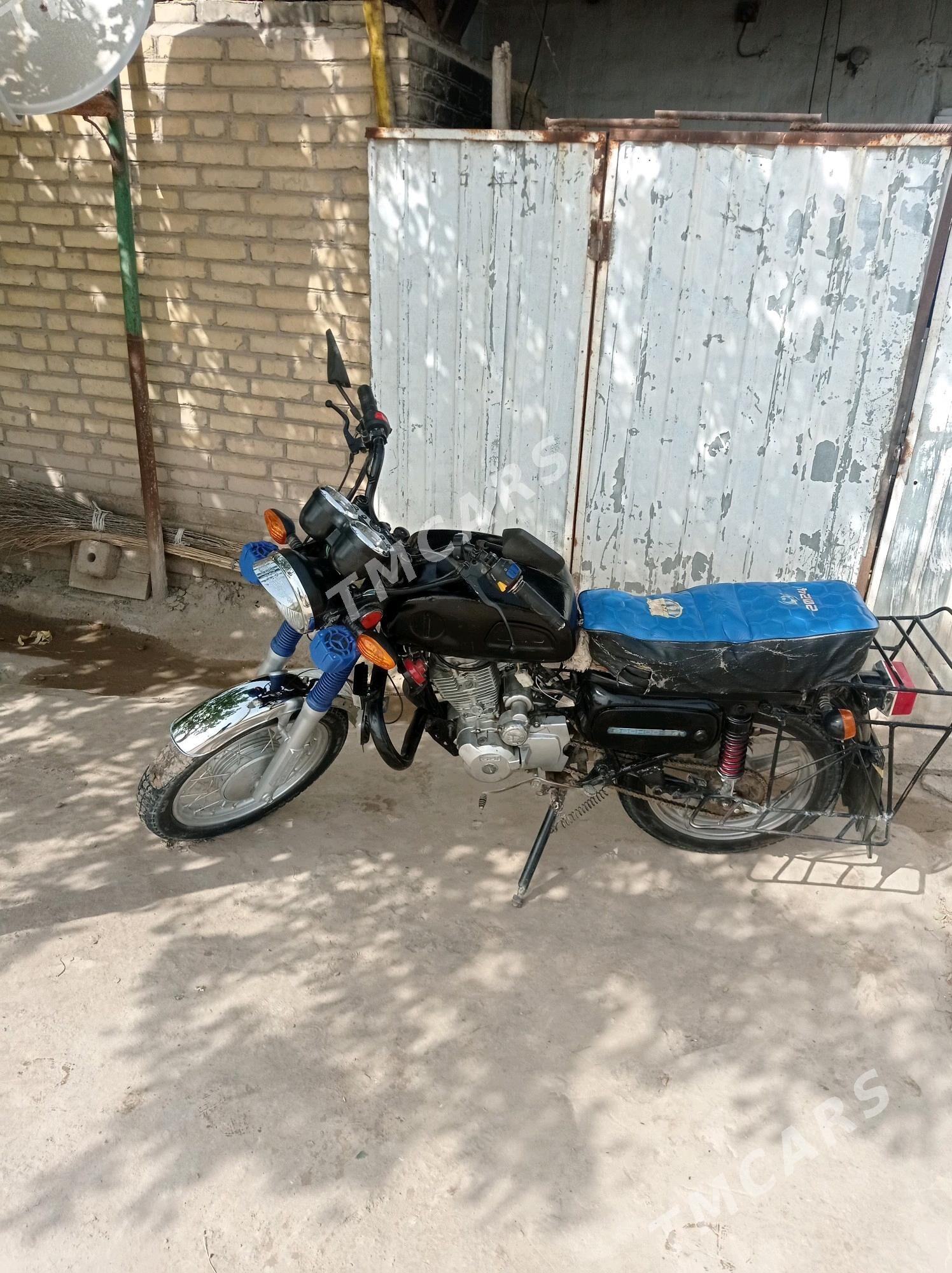 Jawa 300 2018 - 9 000 TMT - Саят - img 10